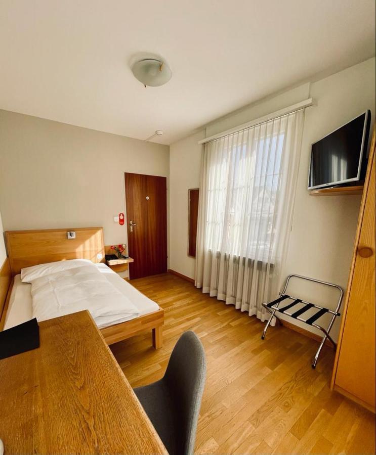 Hotel Roessli 艾勒史威尔 外观 照片